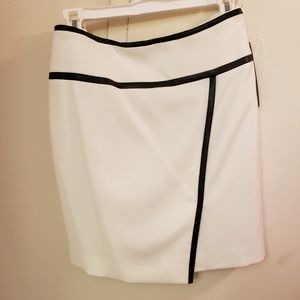 Tahari Professional White & Black Skirt